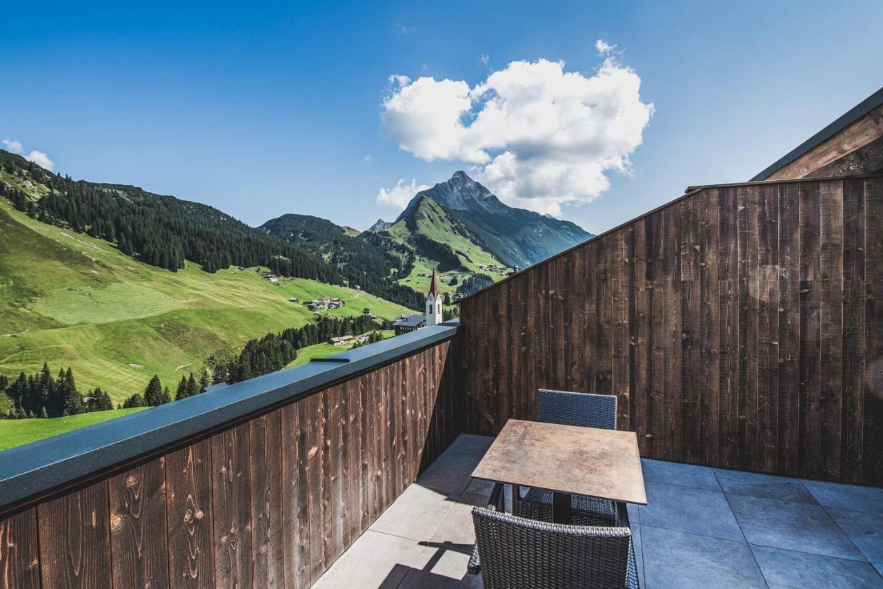 Alpenparks Hotel & Apartment Arlberg Warth Mit Pool Екстериор снимка