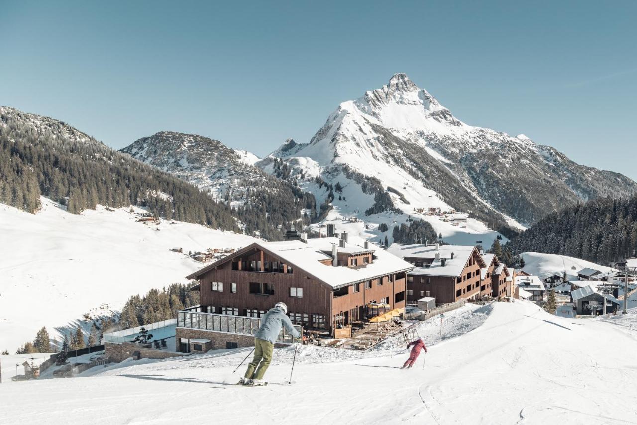 Alpenparks Hotel & Apartment Arlberg Warth Mit Pool Екстериор снимка