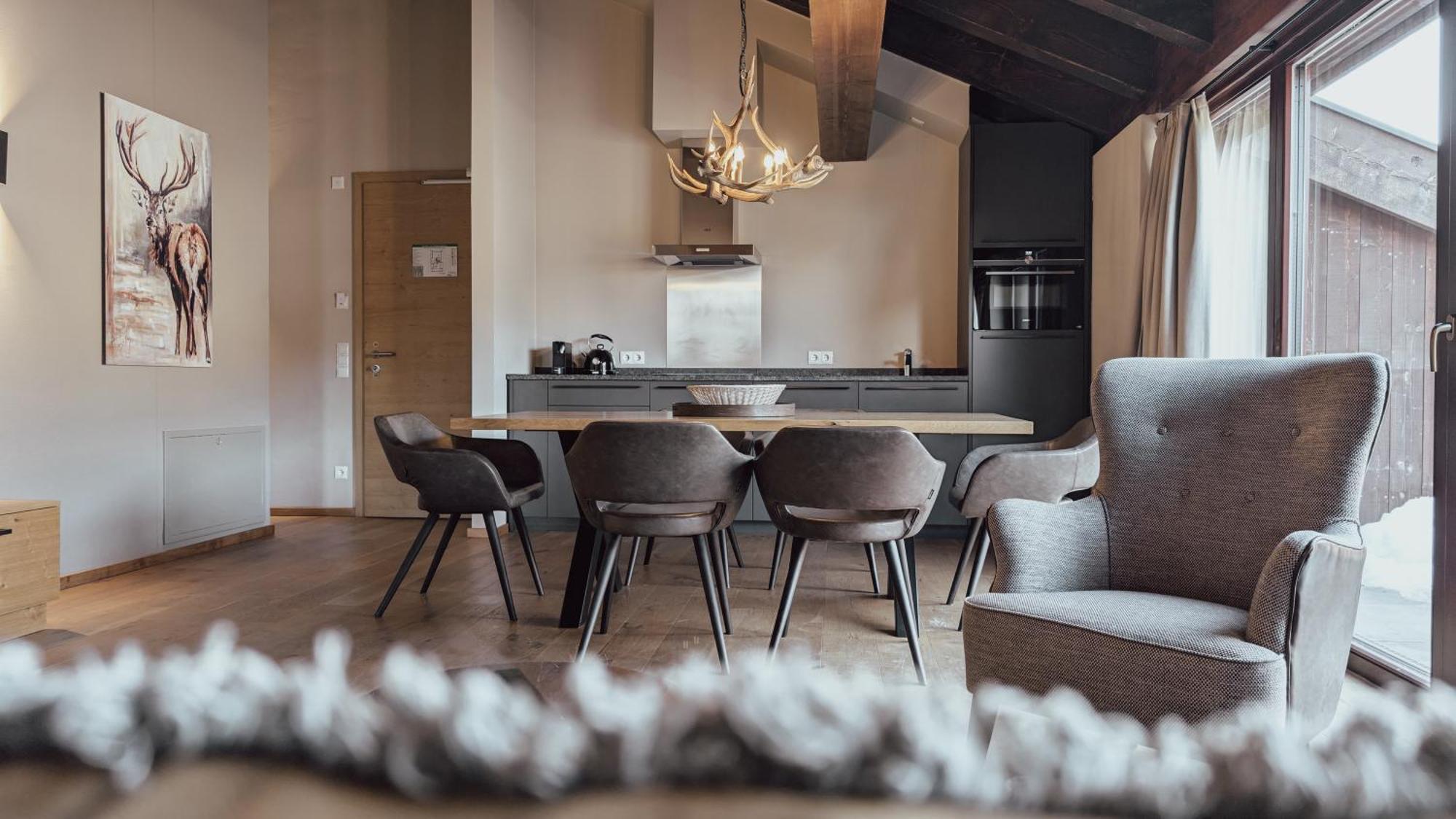 Alpenparks Hotel & Apartment Arlberg Warth Mit Pool Екстериор снимка