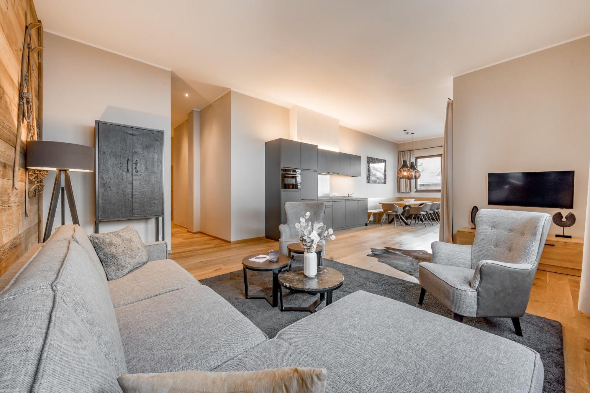 Alpenparks Hotel & Apartment Arlberg Warth Mit Pool Екстериор снимка