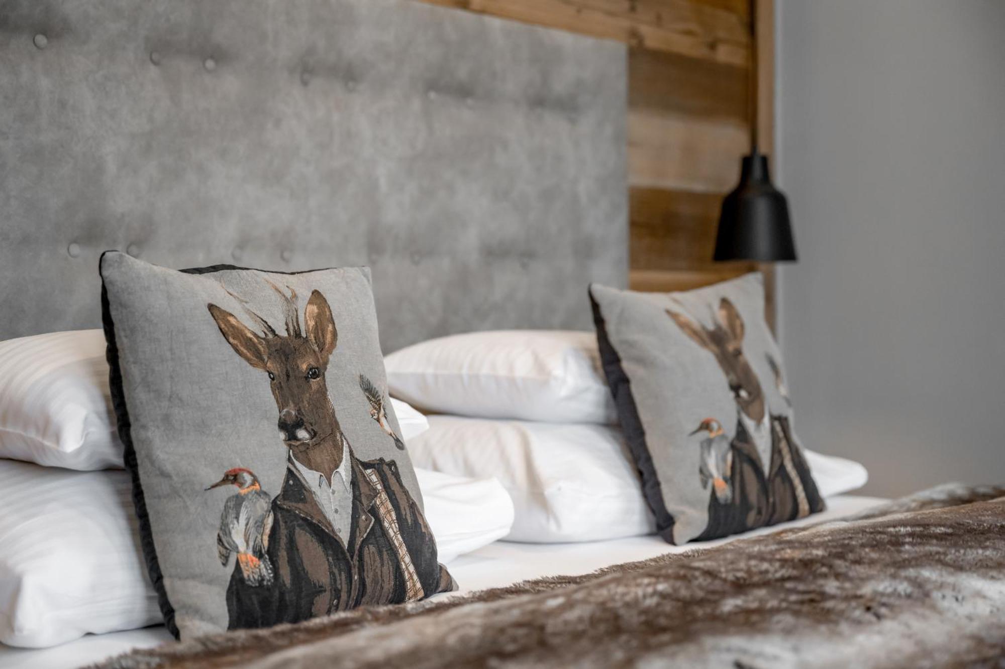 Alpenparks Hotel & Apartment Arlberg Warth Mit Pool Екстериор снимка