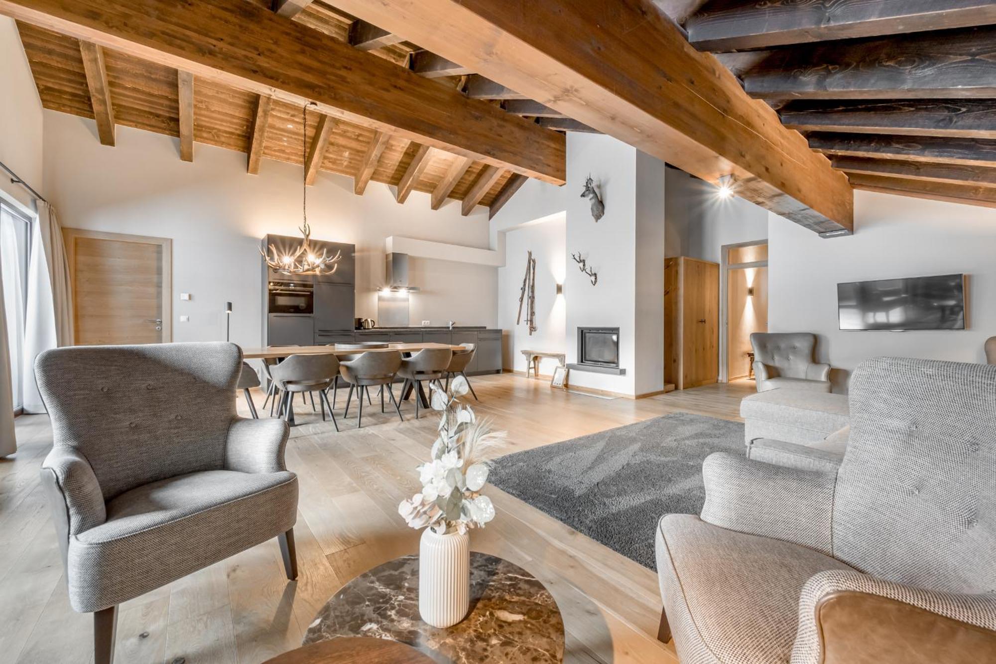 Alpenparks Hotel & Apartment Arlberg Warth Mit Pool Екстериор снимка