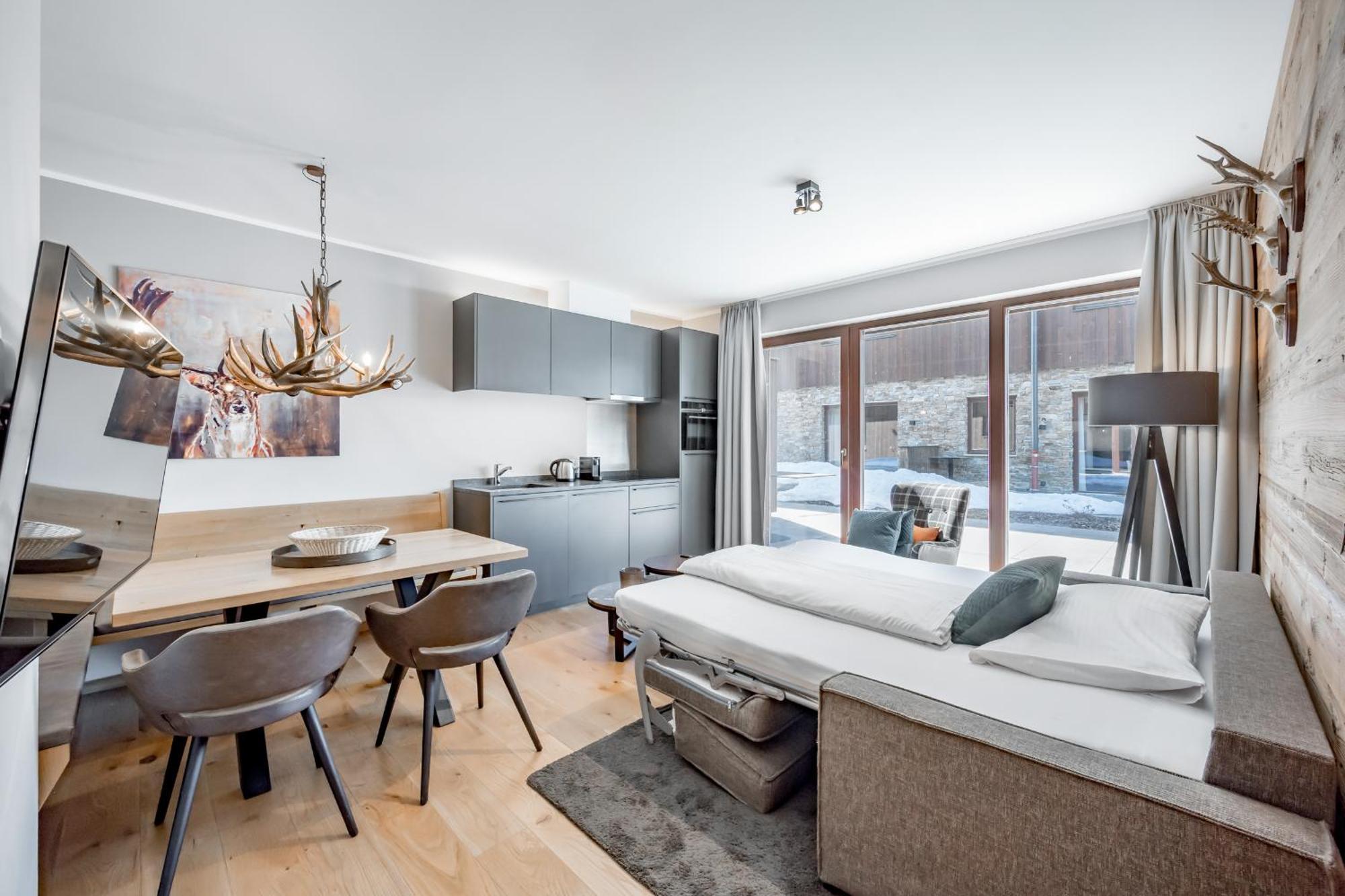 Alpenparks Hotel & Apartment Arlberg Warth Mit Pool Стая снимка